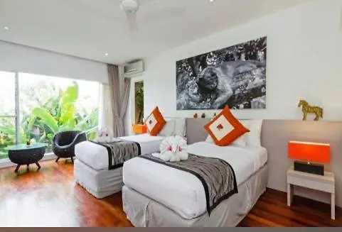 One Eleven Hotel 5*